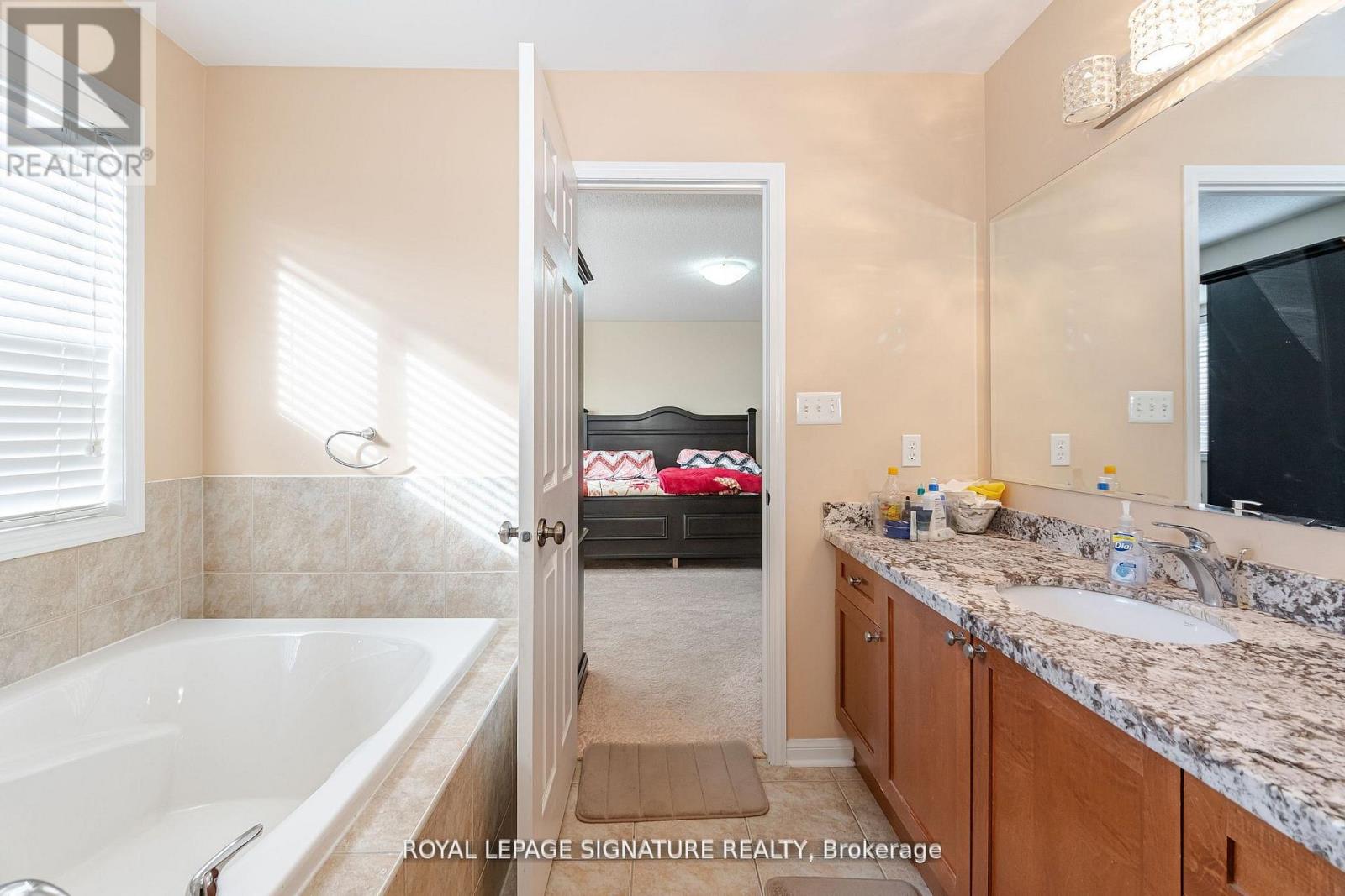 21 Alboreto Way, Brampton, Ontario L6X 0N5 - Photo 38 - W12595282