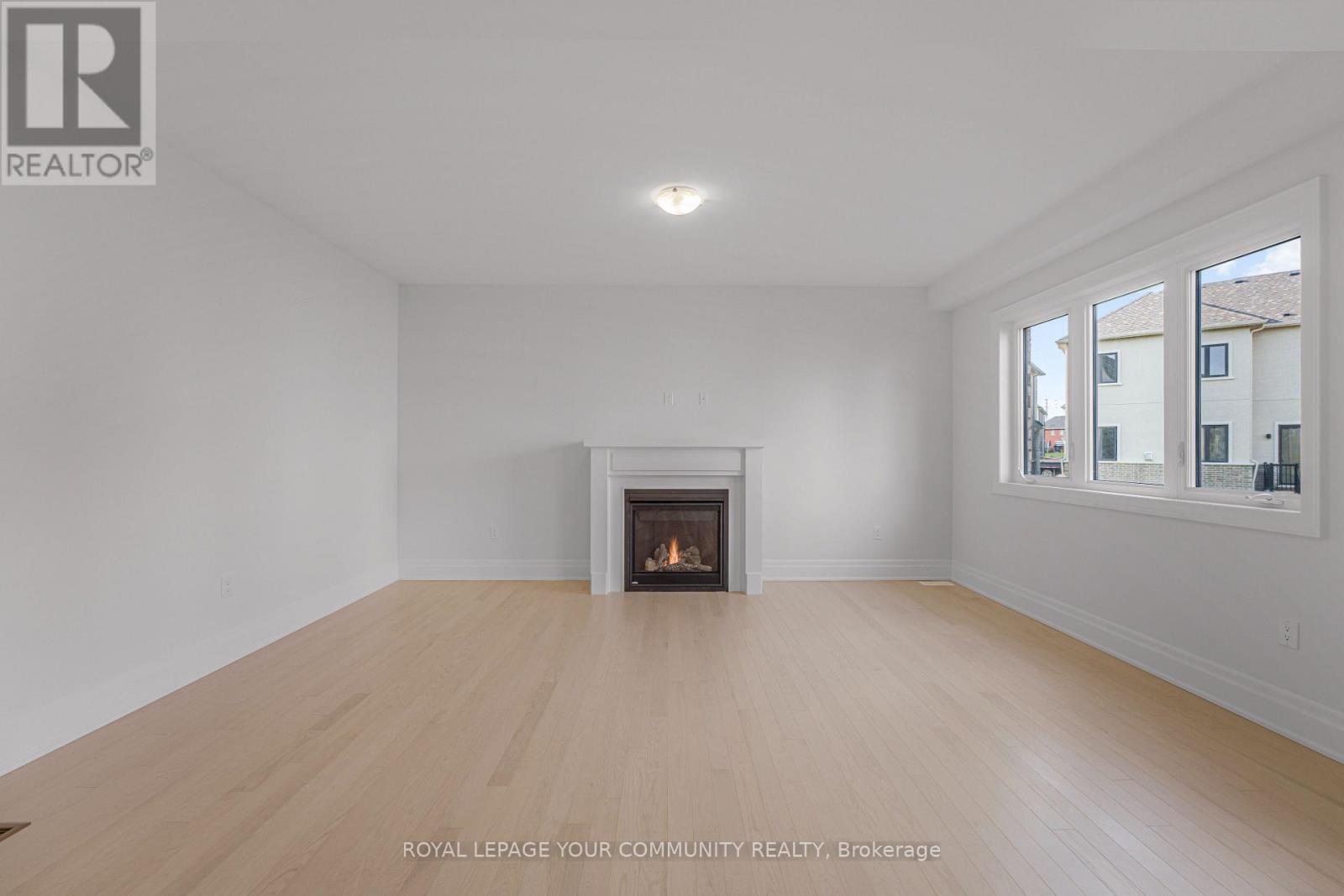 14 Donnybrook Court, Brampton, Ontario L7A 1Y2 - Photo 8 - W12595290