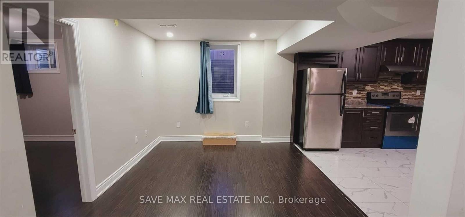 Bsmt - 3 Fann Drive, Brampton, Ontario  L7A 0B6 - Photo 4 - W12595300