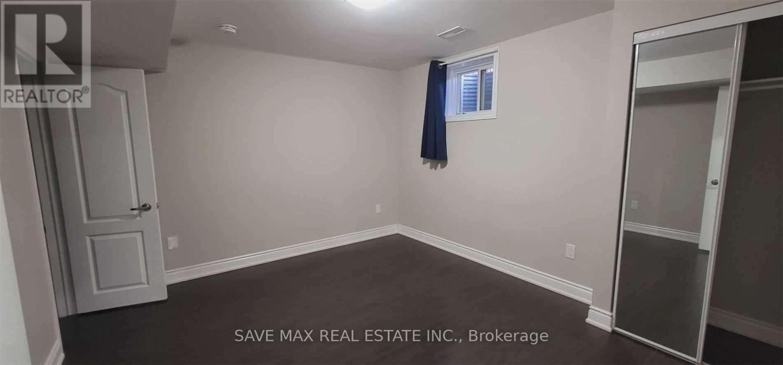 Bsmt - 3 Fann Drive, Brampton, Ontario  L7A 0B6 - Photo 5 - W12595300