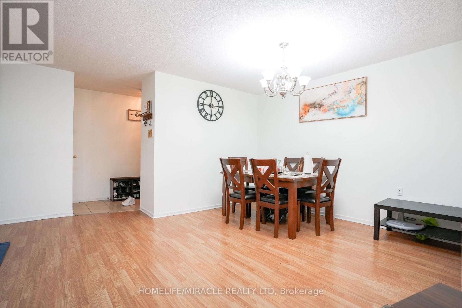 1712 - 18 Knightsbridge Road, Brampton, Ontario  L6T 3X5 - Photo 10 - W12595346