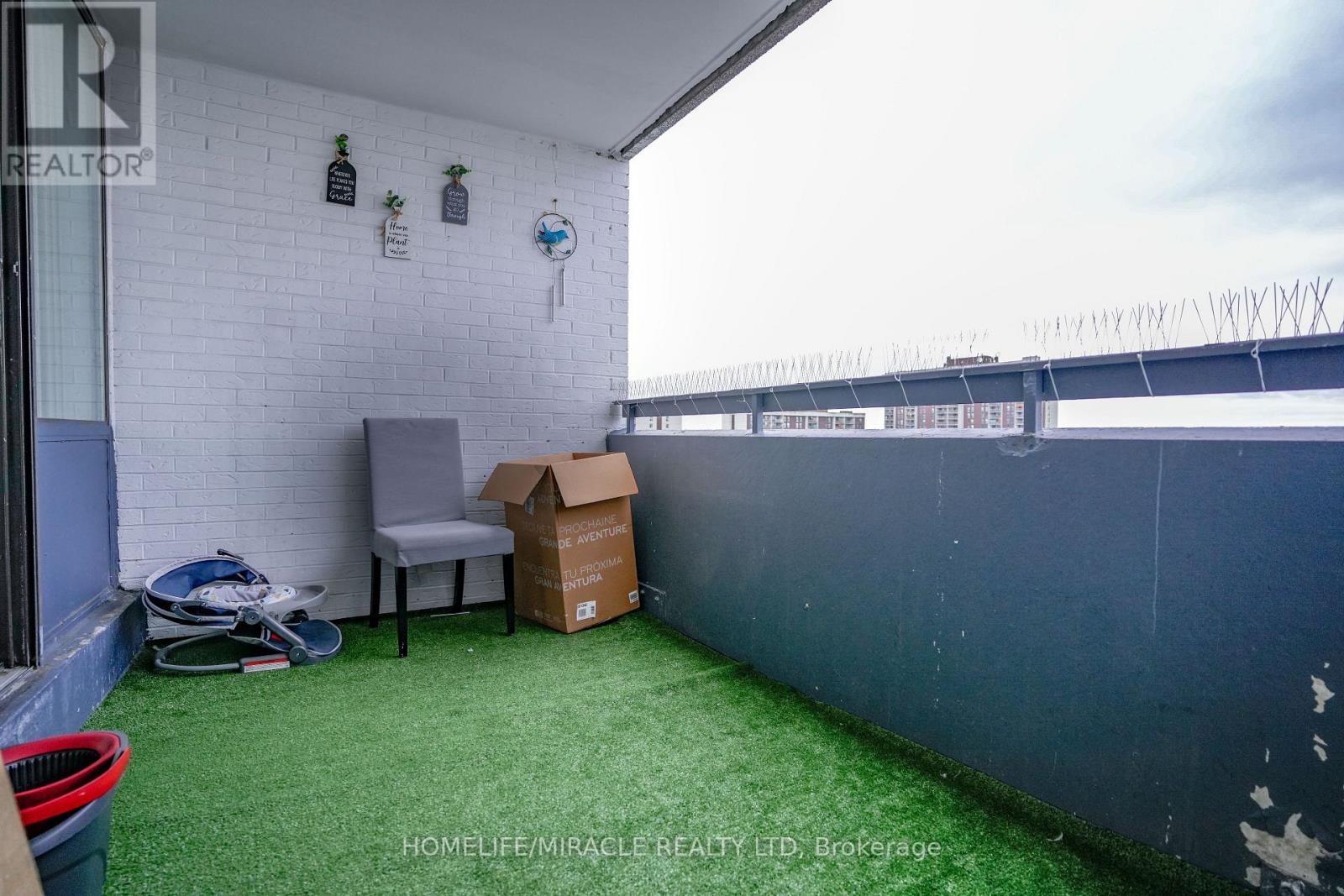 1712 - 18 Knightsbridge Road, Brampton, Ontario  L6T 3X5 - Photo 24 - W12595346