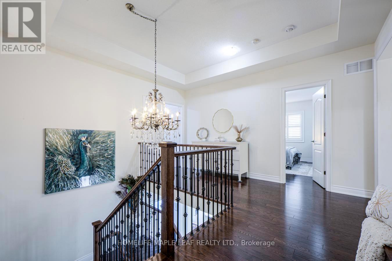 42 Foothills Crescent, Brampton, Ontario L6P 4G9 - Photo 49 - W12595350