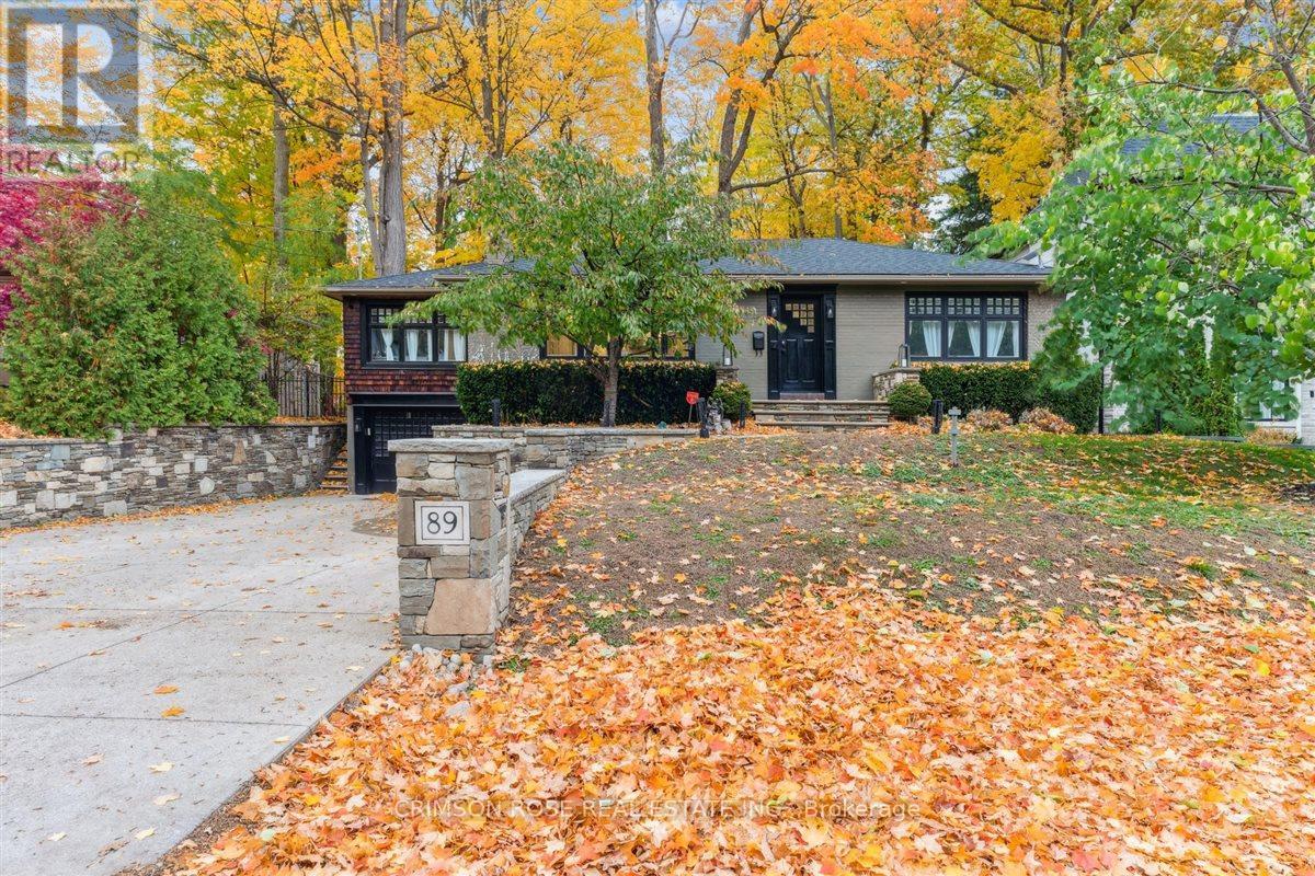 89 Holyrood Avenue, Oakville, Ontario  L6K 2V4 - Photo 2 - W12595362