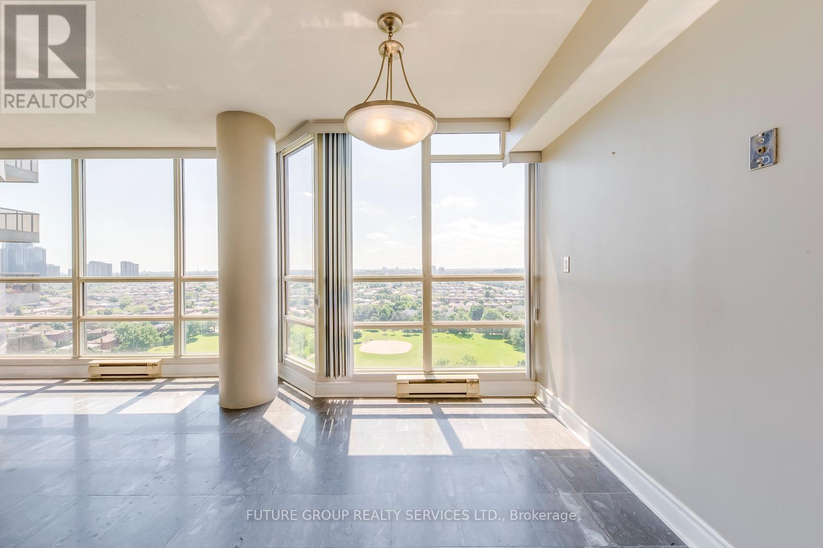 1607 - 45 Kingsbridge Garden Circle, Mississauga, Ontario L5R 3K4 - Photo 7 - W12595424