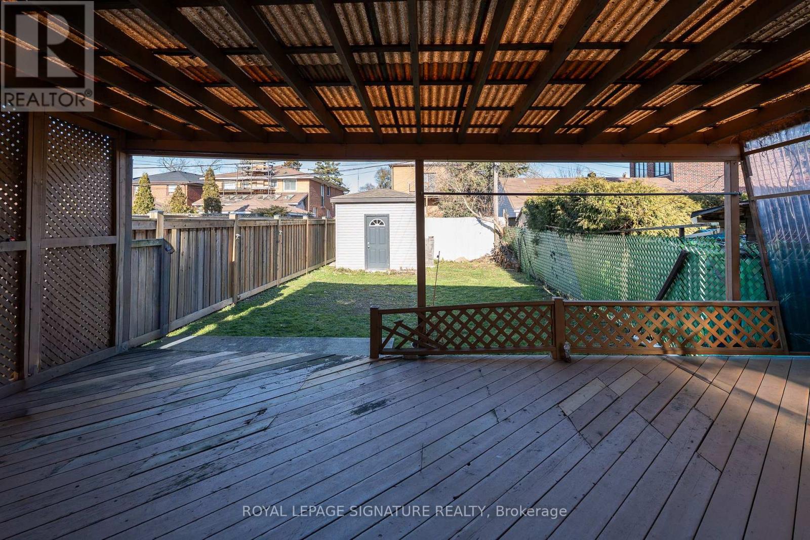 Main - 20 Portland Street, Toronto, Ontario  M8Y 1A5 - Photo 13 - W12595426