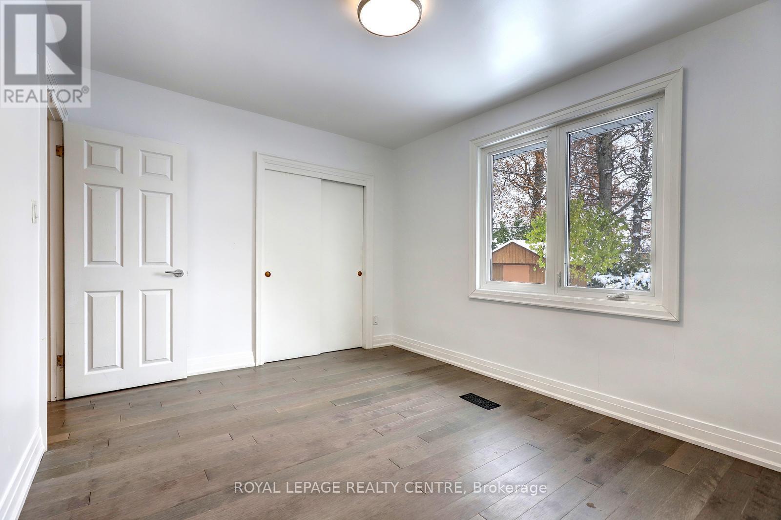 1416 Monaghan Circle, Mississauga, Ontario  L5C 1R8 - Photo 27 - W12595470