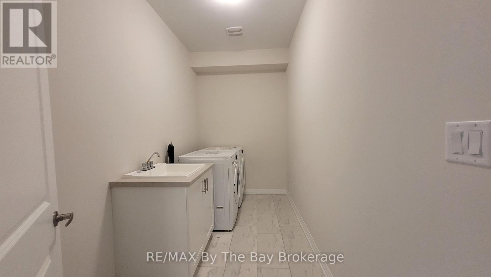 65 Federica Crescent, Wasaga Beach, Ontario  L9Z 0N5 - Photo 12 - S12595532