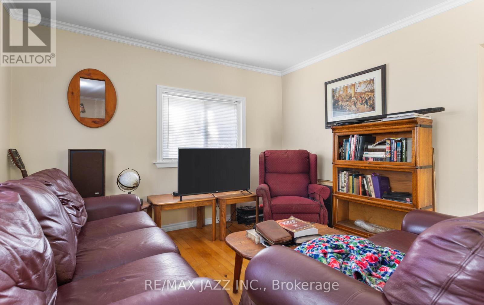 34 Fawcette Avenue, Prince Edward County, Ontario K0K 2T0 - Photo 10 - X12595488