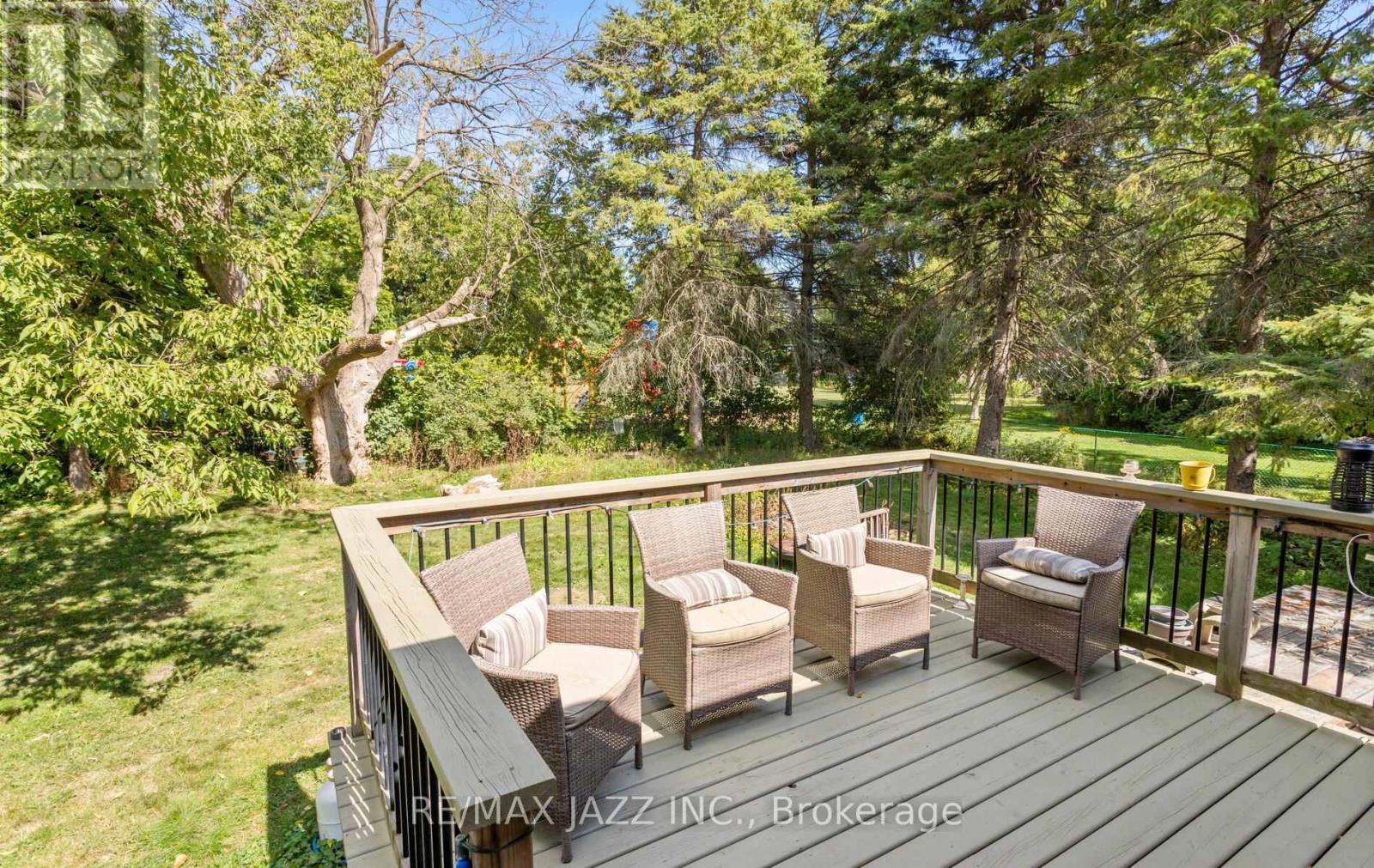 34 Fawcette Avenue, Prince Edward County, Ontario K0K 2T0 - Photo 13 - X12595488