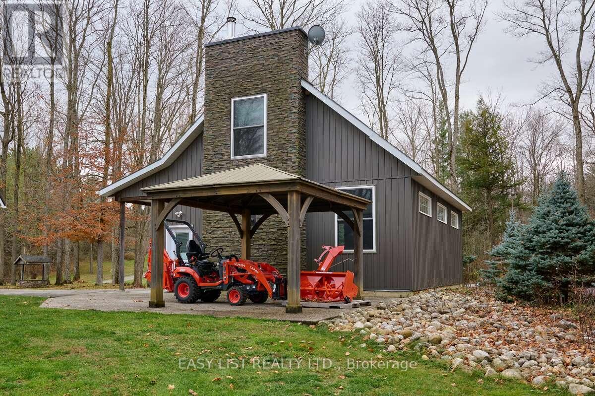 1078 Berletts Road, Wilmot, Ontario  N0B 2L0 - Photo 29 - X12595308