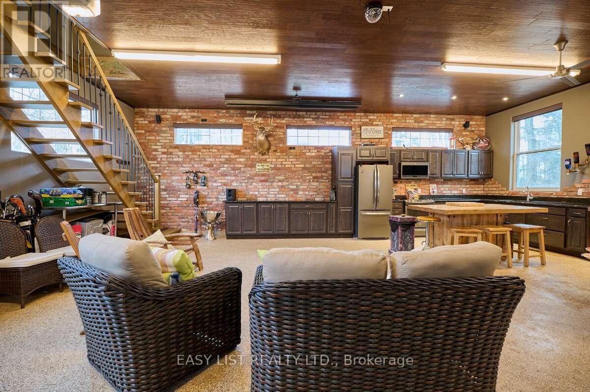 1078 Berletts Road, Wilmot, Ontario  N0B 2L0 - Photo 31 - X12595308