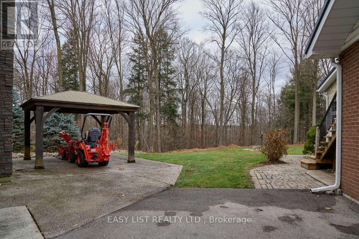 1078 Berletts Road, Wilmot, Ontario  N0B 2L0 - Photo 40 - X12595308