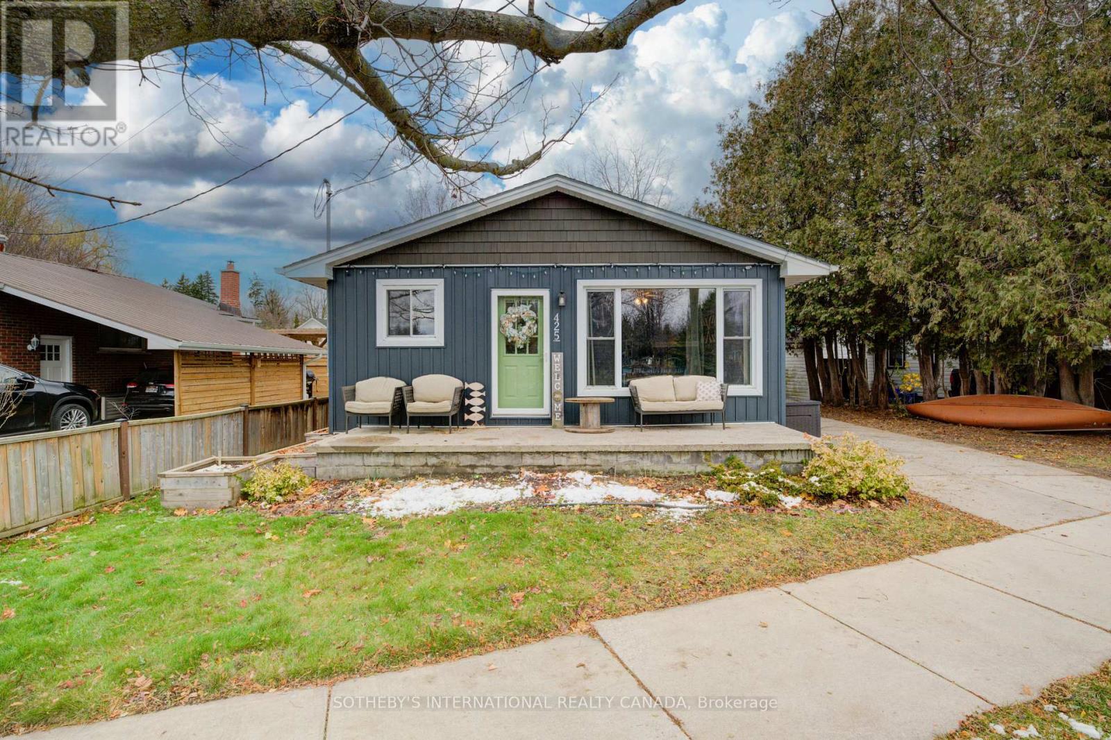 425 ST. PATRICK STREET, Norfolk, Ontario