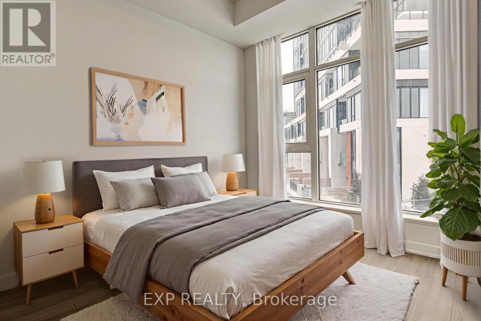 209 - 25 Wellingtont Street S, Kitchener, Ontario  N2G 0G5 - Photo 4 - X12595398