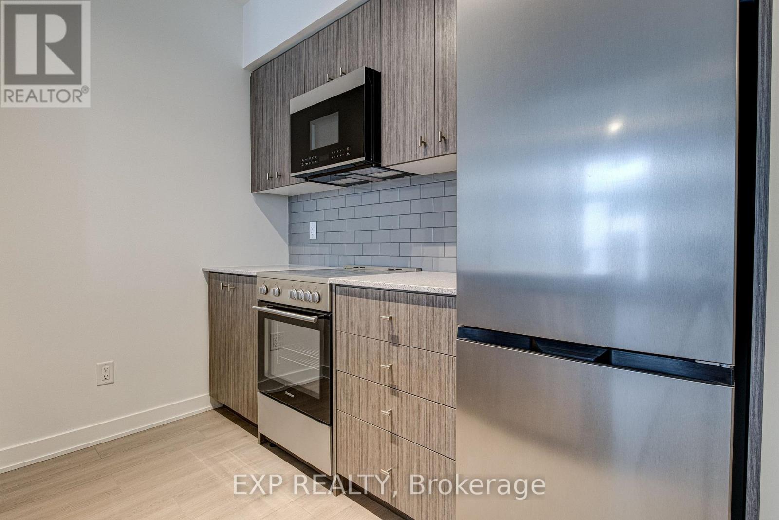 209 - 25 Wellingtont Street S, Kitchener, Ontario  N2G 0G5 - Photo 7 - X12595398