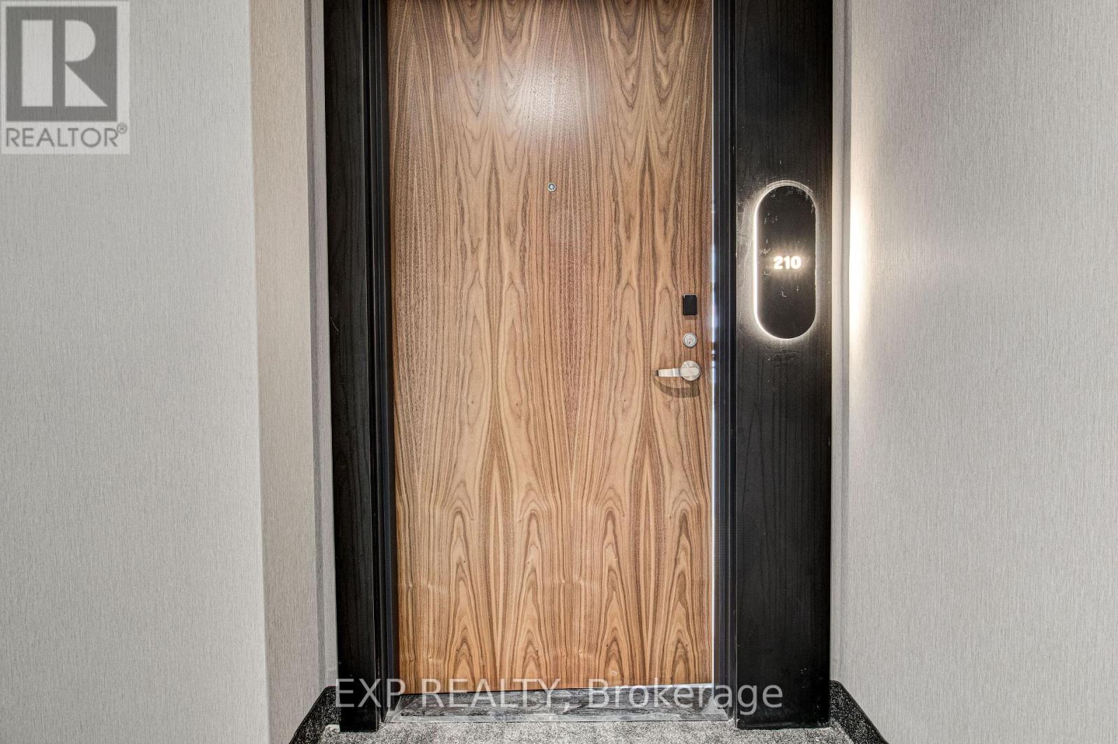 210 - 25 WELLINGTON STREET S, Kitchener, Ontario