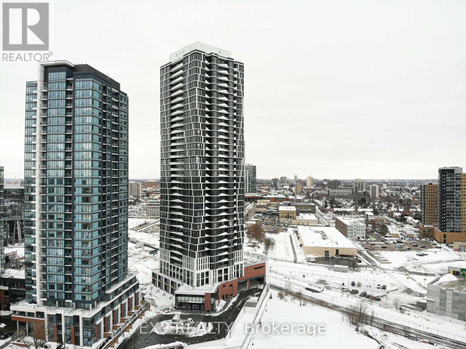 210 - 25 Wellington Street S, Kitchener, Ontario  N2G 0G5 - Photo 14 - X12595400