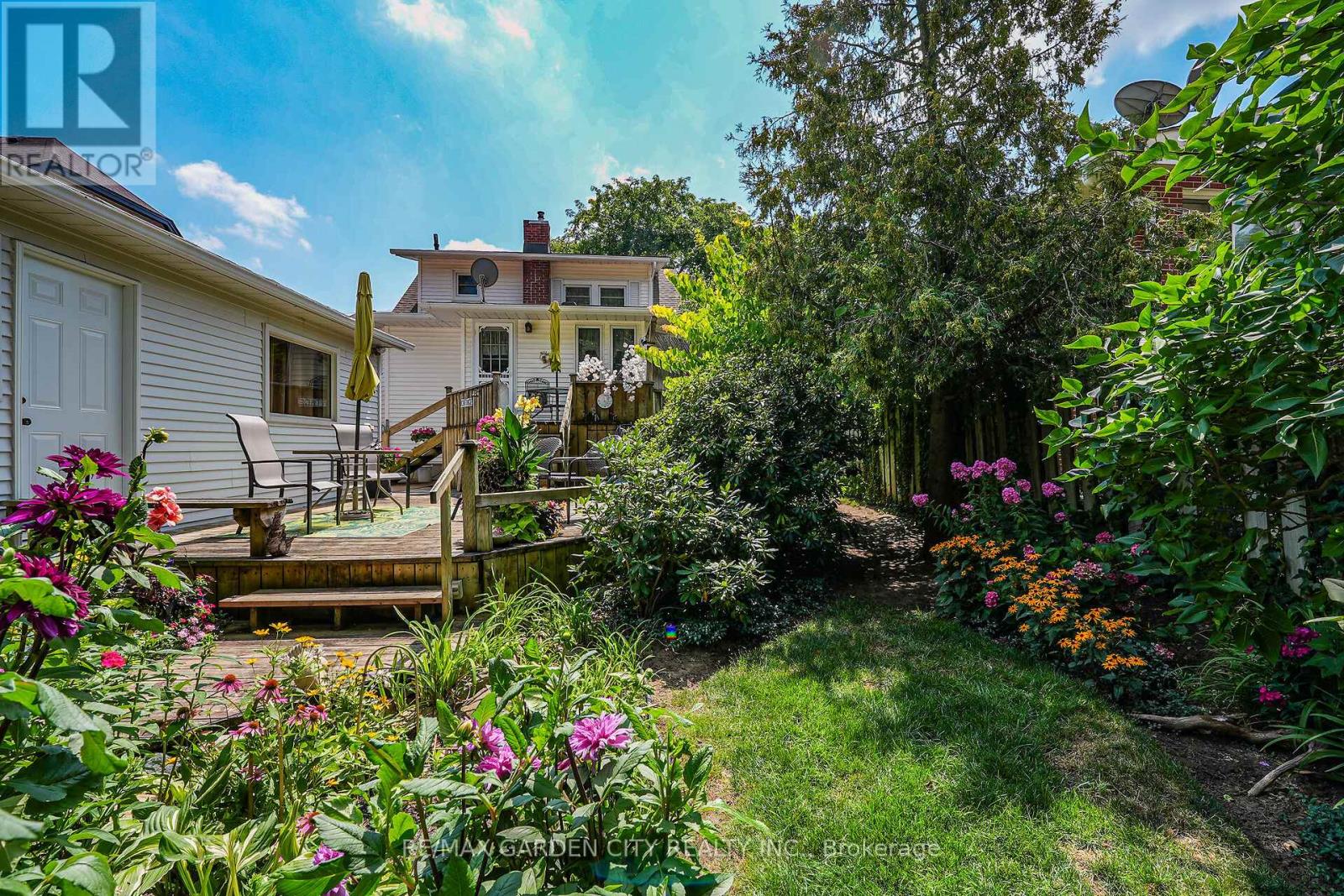 110 Livingston Avenue, Grimsby, Ontario  L3M 1L6 - Photo 23 - X12595454