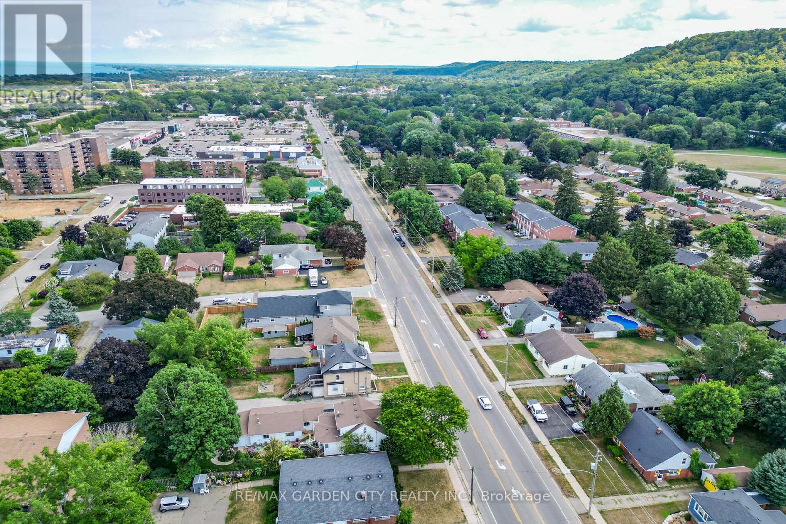 110 Livingston Avenue, Grimsby, Ontario  L3M 1L6 - Photo 41 - X12595454