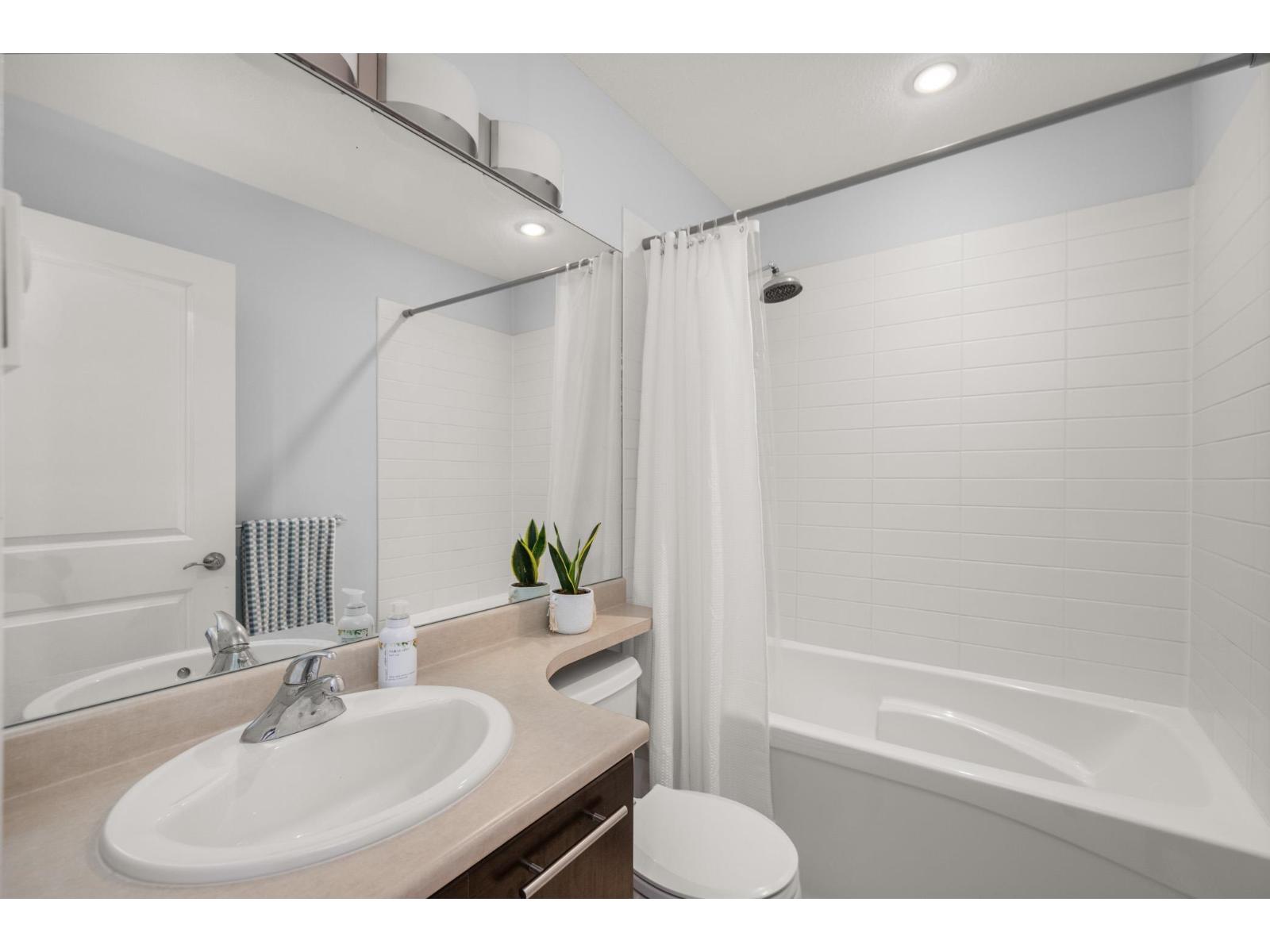 16 18983 72a Avenue, Surrey, British Columbia V4N 1A5 - Photo 29 - R3071371