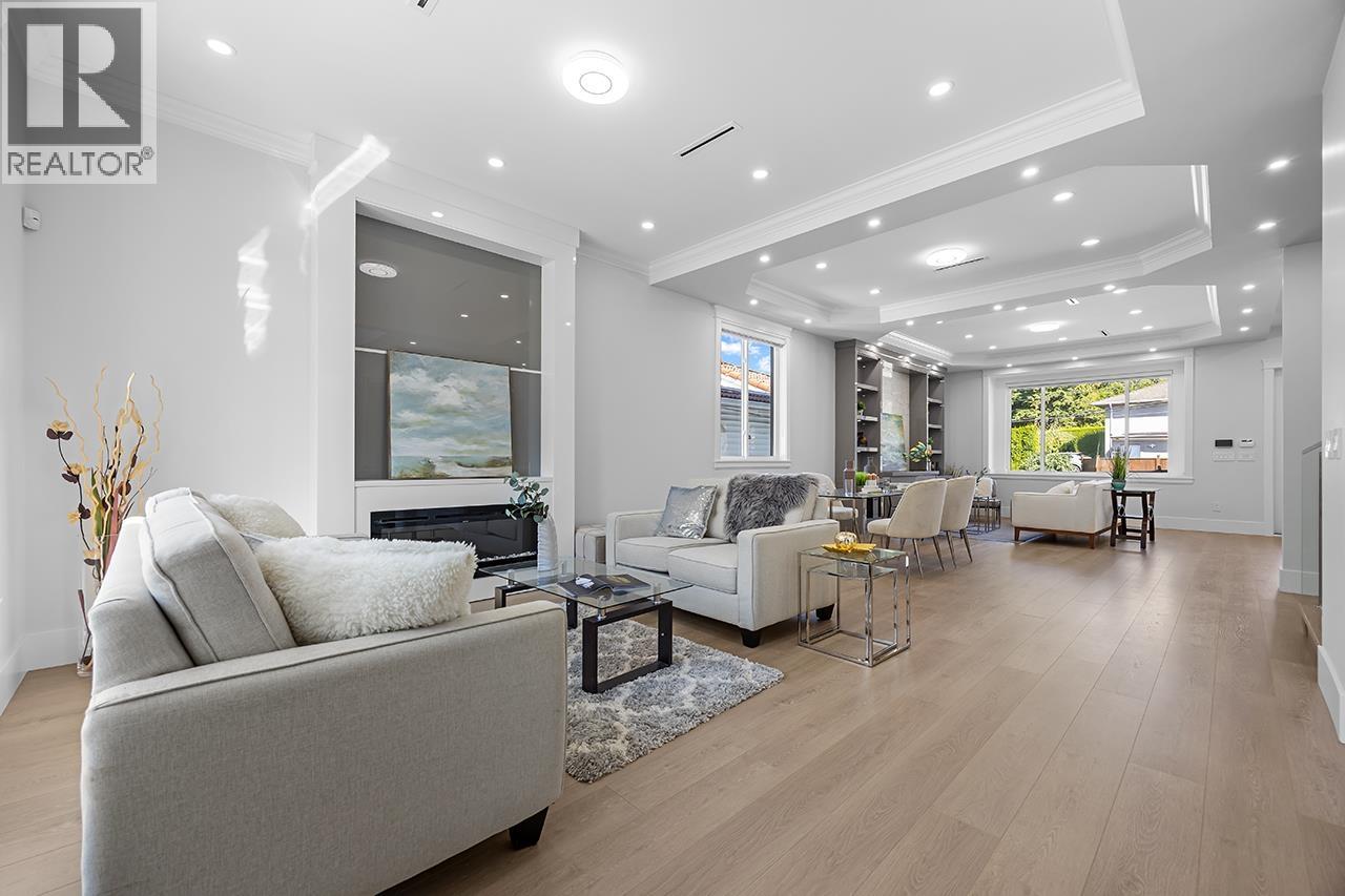 6036 Brantford Avenue, Burnaby, British Columbia  V5E 2R7 - Photo 2 - R3071570