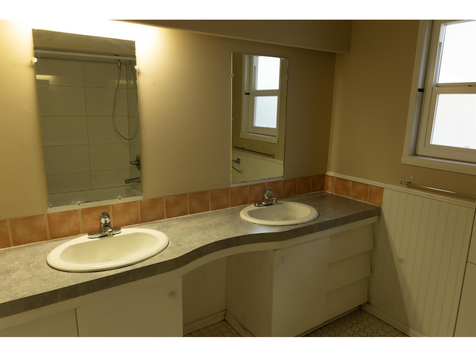 7096 Barkley Drive, Delta, British Columbia  V4E 1T6 - Photo 13 - R3071034