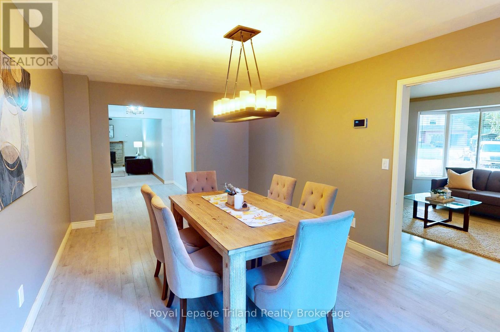 444 Lee Avenue, Woodstock, Ontario  N4S 6Y3 - Photo 8 - X12476996