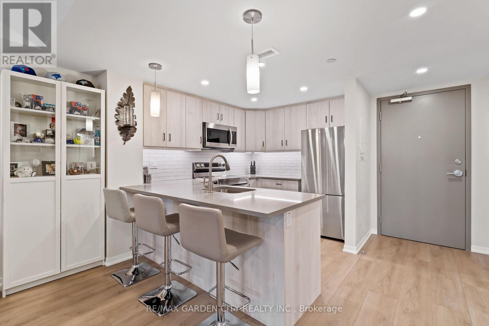 105 - 3998 Victoria Avenue, Lincoln, Ontario  L0R 2C0 - Photo 4 - X12595484