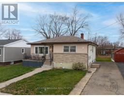 205 BORDEN AVENUE, Port Colborne, Ontario