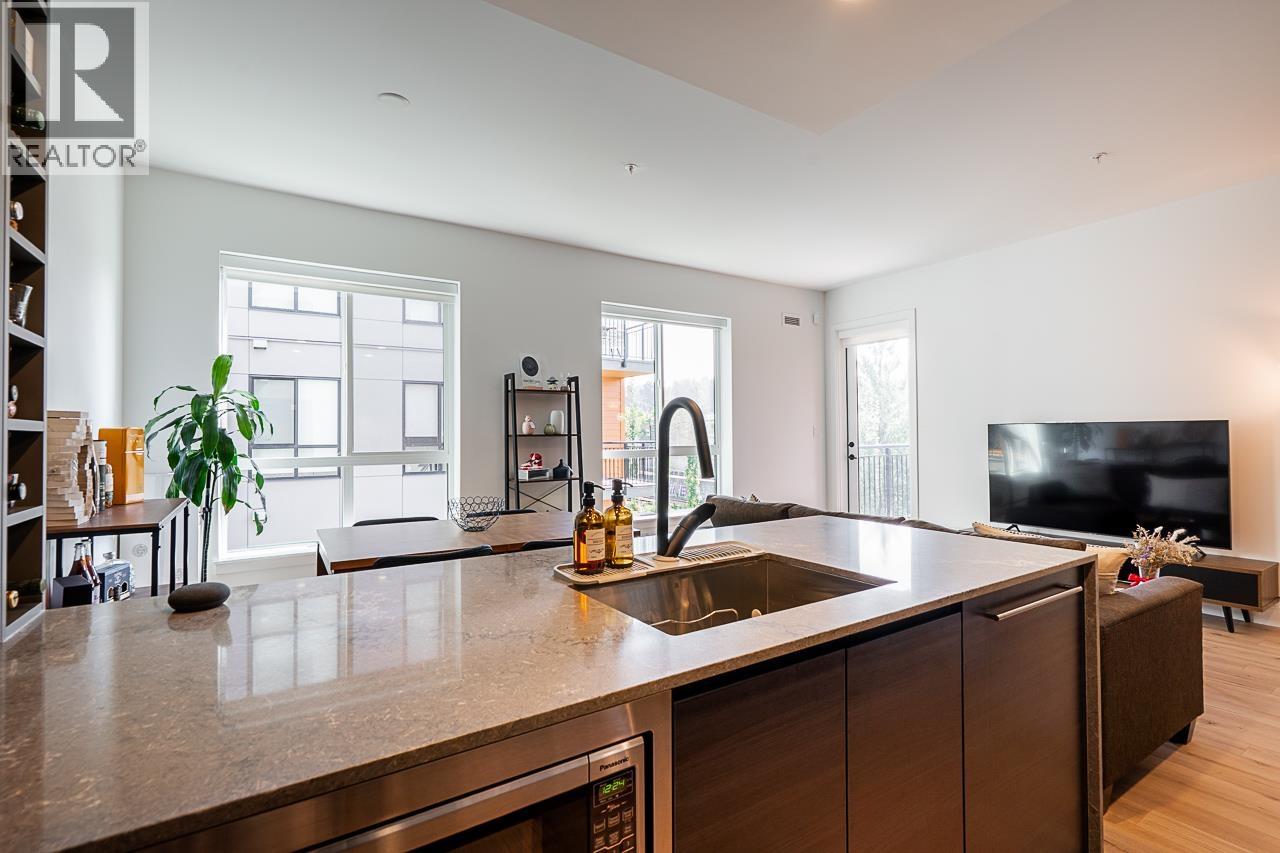 435 55 Klahanie Drive, Port Moody, British Columbia  V3H 0M9 - Photo 4 - R3071575