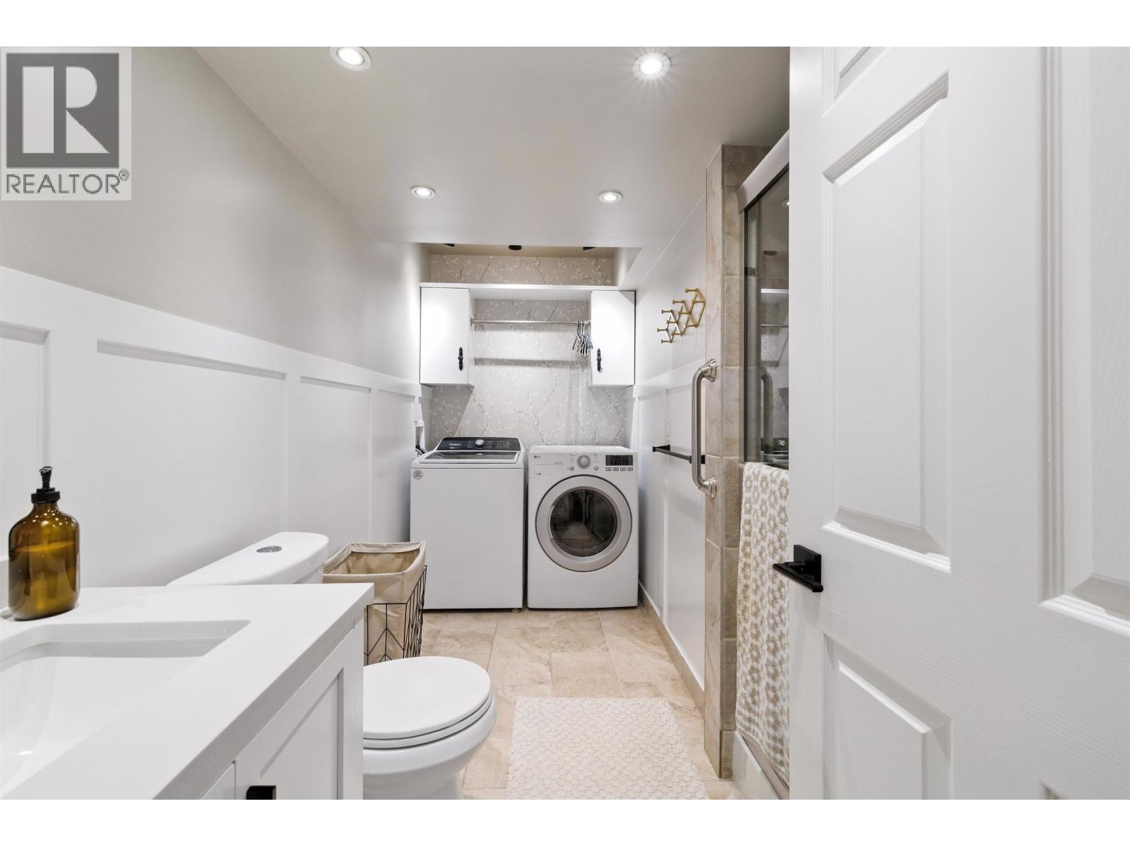 8885 Larkfield Drive, Burnaby, British Columbia  V5A 4L3 - Photo 20 - R3071577