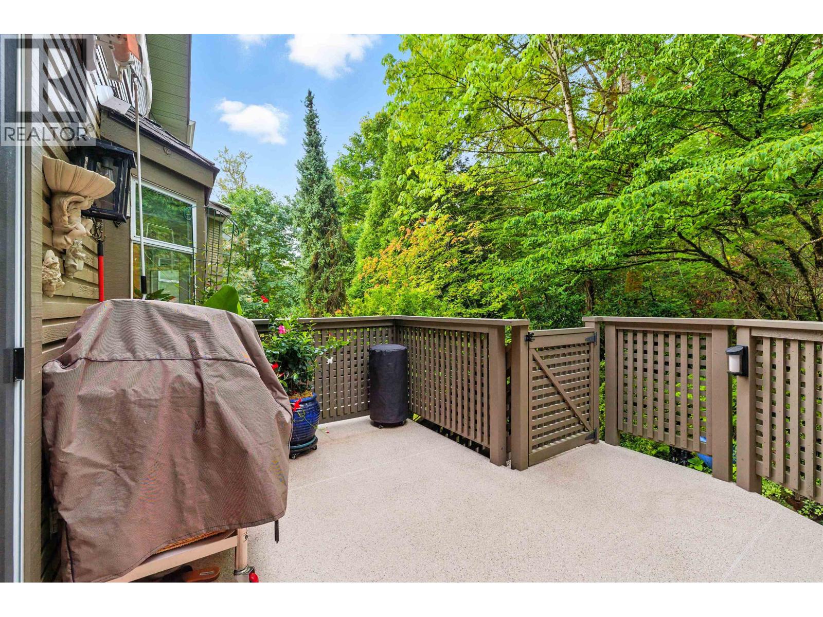 8885 Larkfield Drive, Burnaby, British Columbia  V5A 4L3 - Photo 22 - R3071577