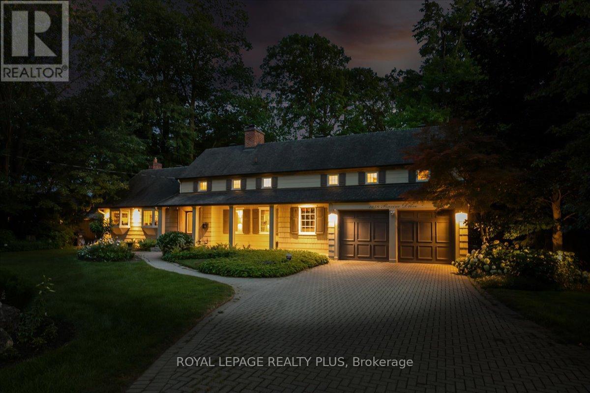 1258 Ravine Drive, Mississauga, Ontario  L5J 3E4 - Photo 2 - W12595126