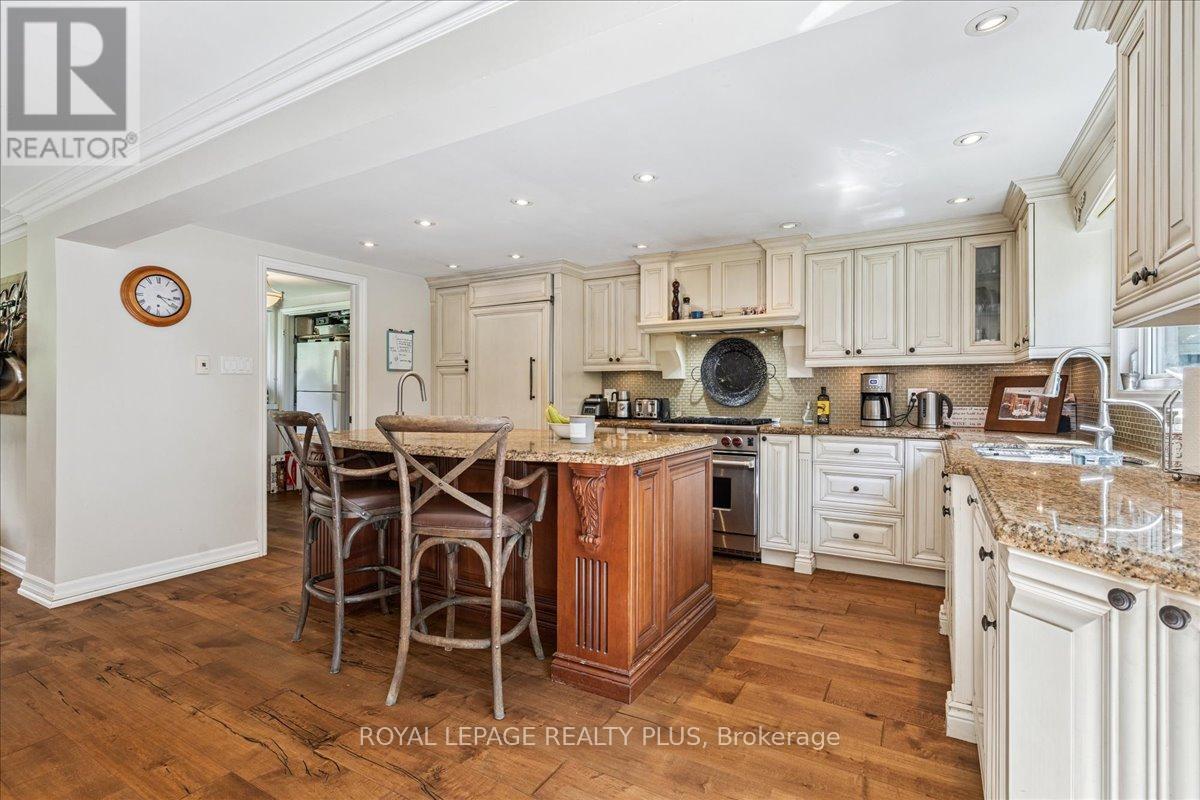 1258 Ravine Drive, Mississauga, Ontario  L5J 3E4 - Photo 17 - W12595126