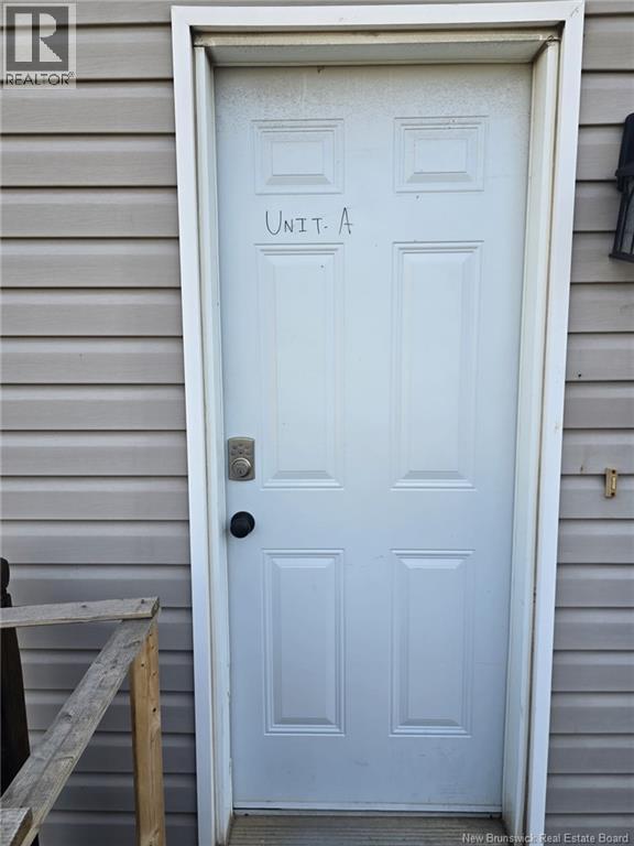 167 Elmwood Drive, Moncton, New Brunswick  E1A 1X2 - Photo 2 - NB130412