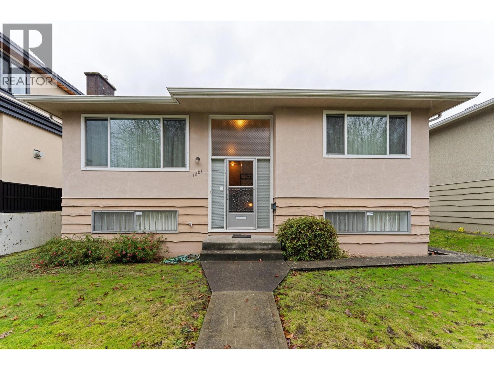 1521 E 64th Avenue, Vancouver, British Columbia  V5P 2M4 - Photo 1 - R3071574