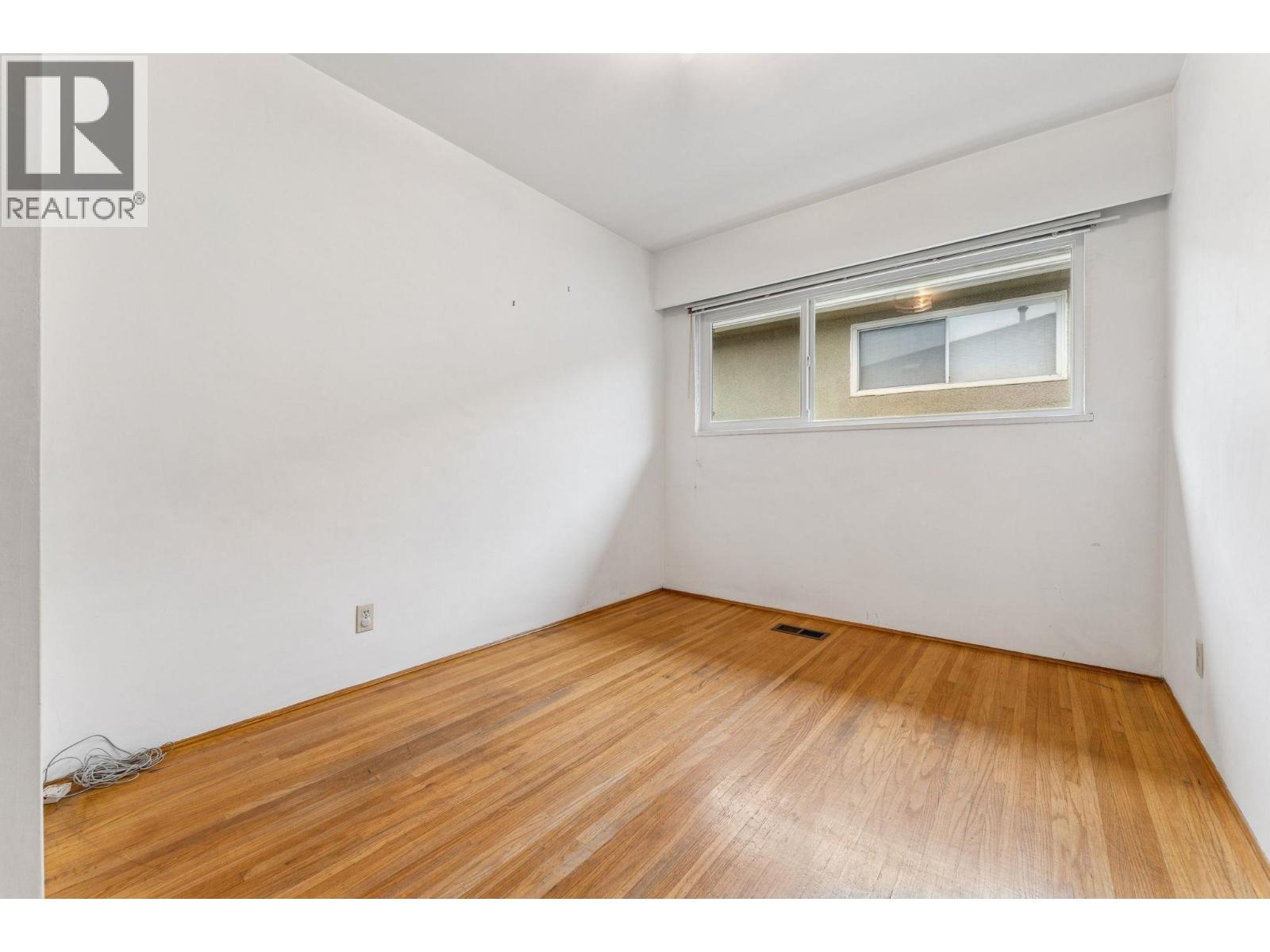 1521 E 64th Avenue, Vancouver, British Columbia  V5P 2M4 - Photo 17 - R3071574