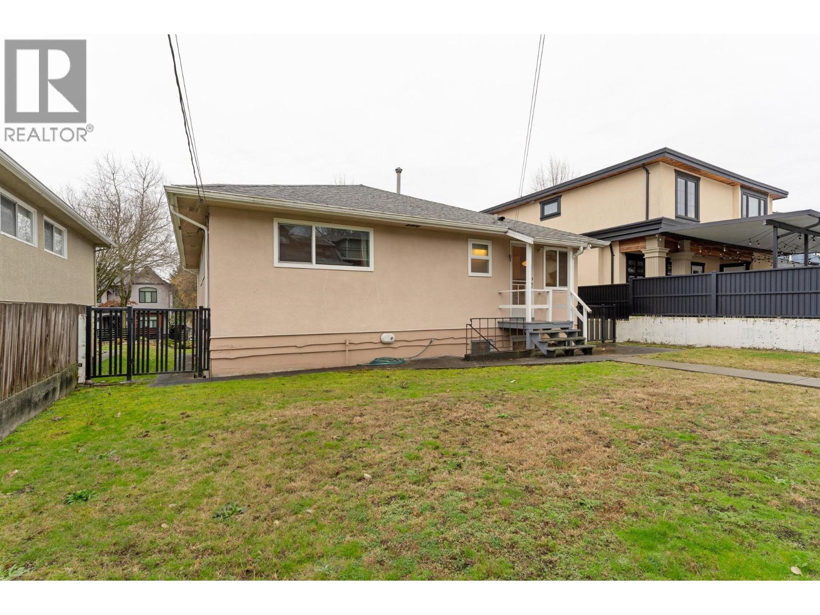 1521 E 64th Avenue, Vancouver, British Columbia  V5P 2M4 - Photo 20 - R3071574