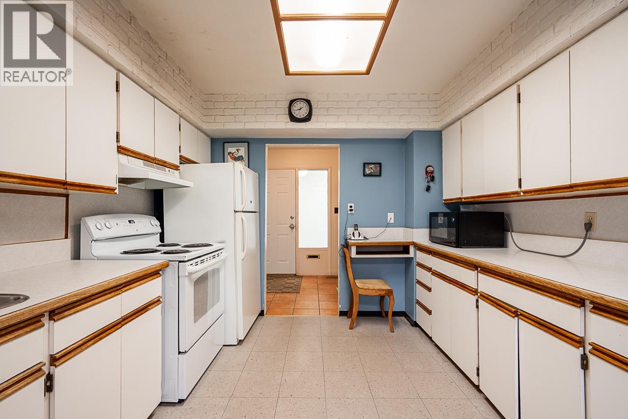 3826 Wellington Street, Port Coquitlam, British Columbia  V3B 3Z2 - Photo 15 - R3071588