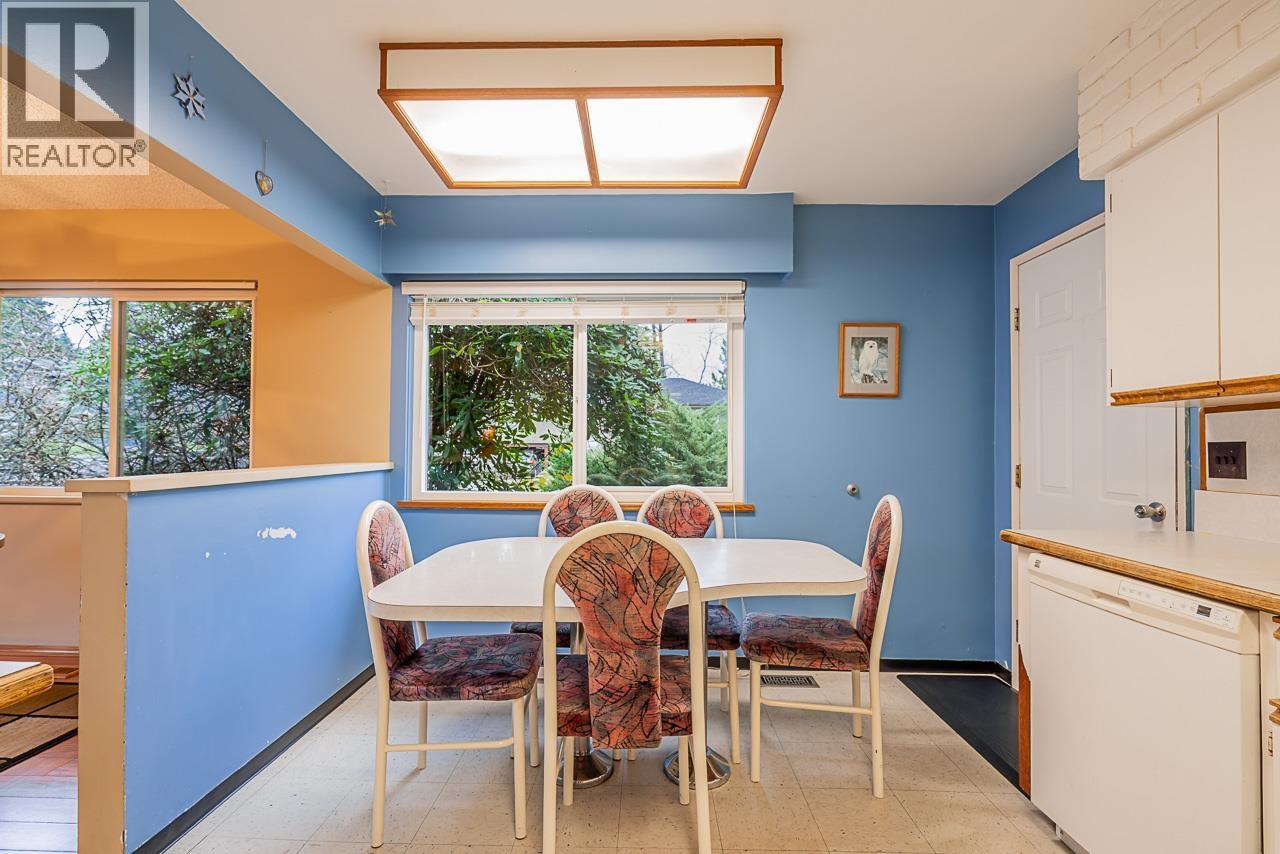 3826 Wellington Street, Port Coquitlam, British Columbia  V3B 3Z2 - Photo 17 - R3071588