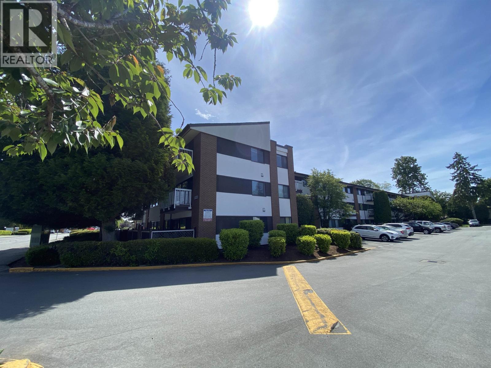 301 8020 Ryan Road, Richmond, British Columbia  V7A 2E5 - Photo 2 - R3071587