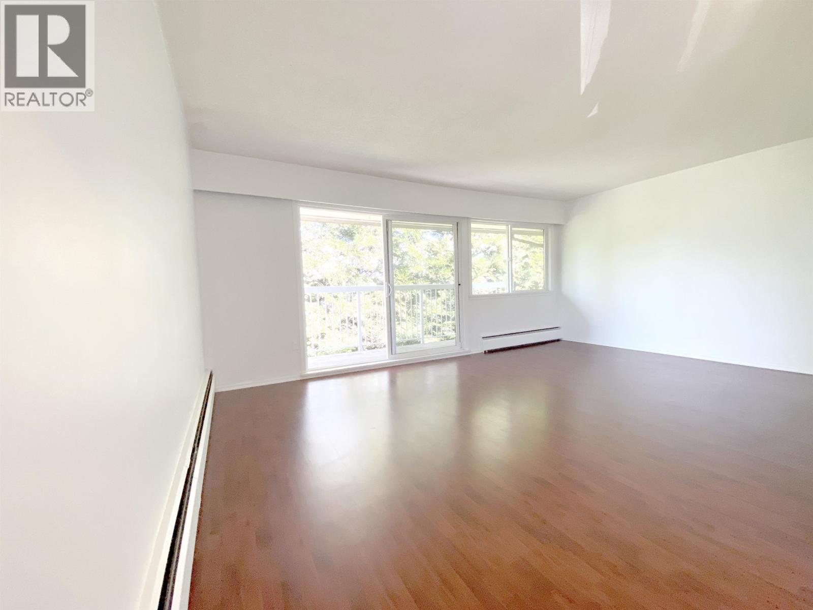 301 8020 Ryan Road, Richmond, British Columbia  V7A 2E5 - Photo 3 - R3071587