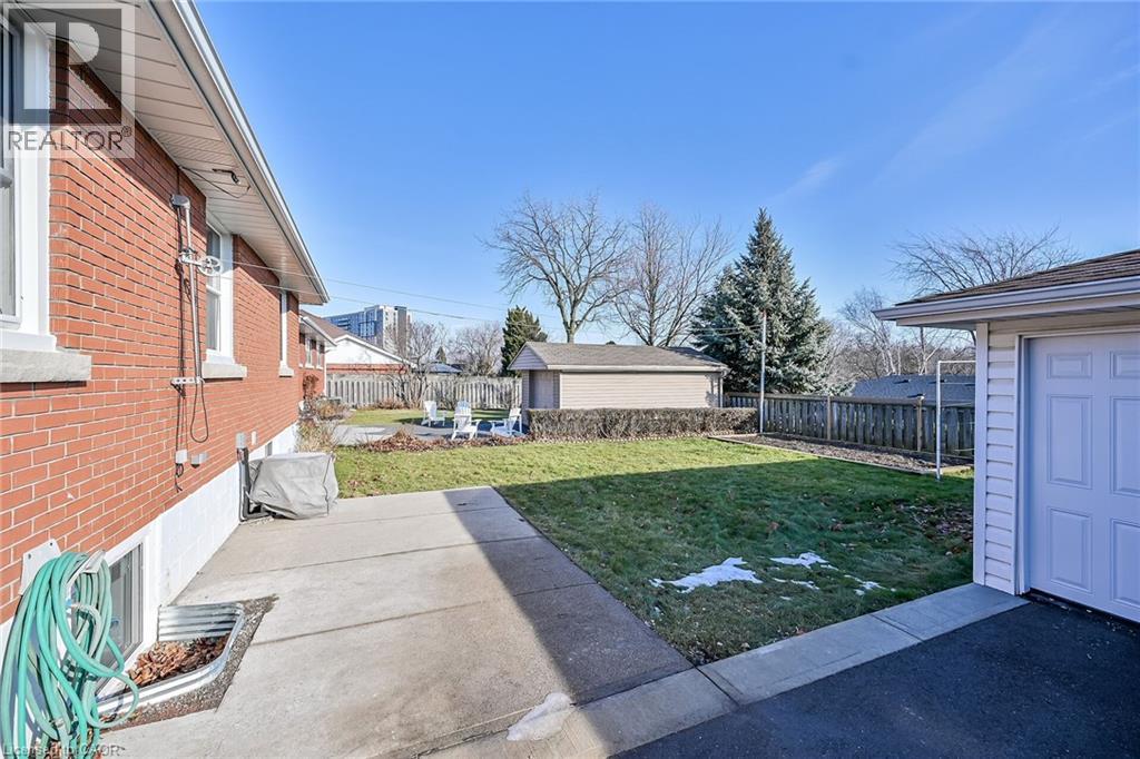 84 Blanmora Drive, Hamilton, Ontario  L8G 2A8 - Photo 5 - 40791310