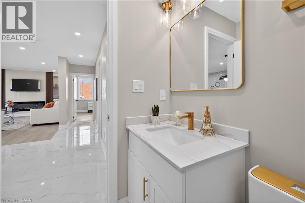 84 Blanmora Drive, Hamilton, Ontario  L8G 2A8 - Photo 28 - 40791310