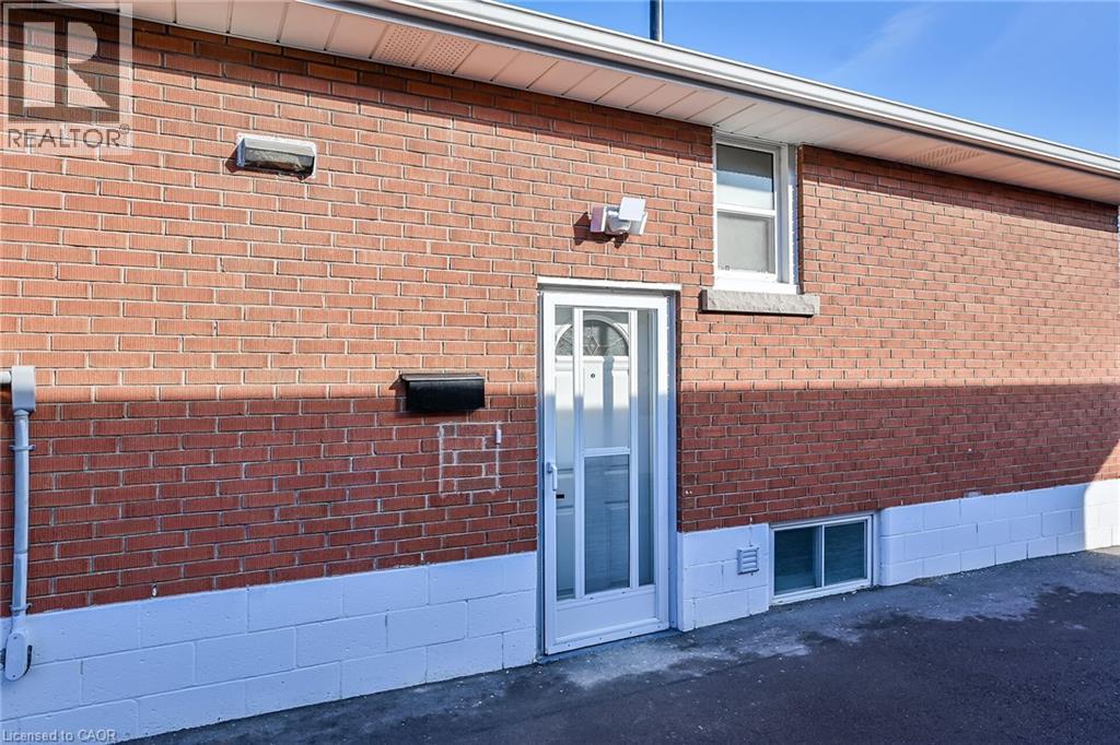 84 Blanmora Drive, Hamilton, Ontario  L8G 2A8 - Photo 3 - 40791310