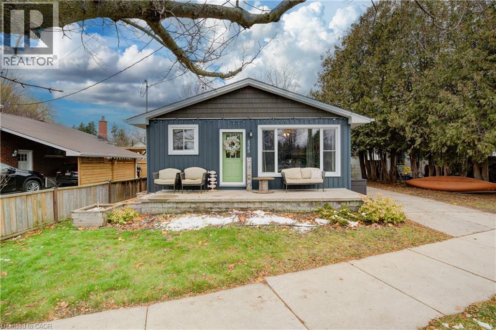 425 ST. PATRICK Street, Port Dover, Ontario