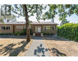 3944 Cedar Hill Cross Rd Maplewood