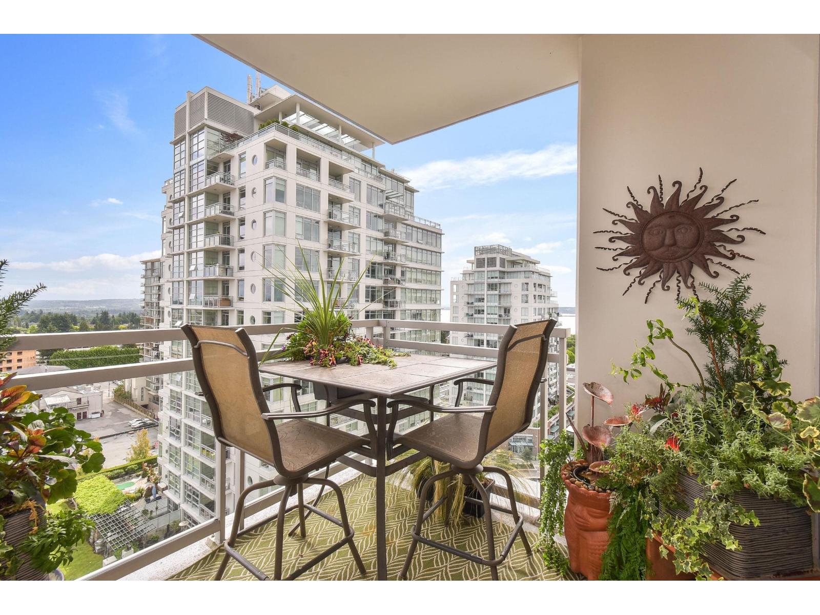 1207 15152 Russell Avenue, White Rock, British Columbia  V4B 0A3 - Photo 11 - R3071610