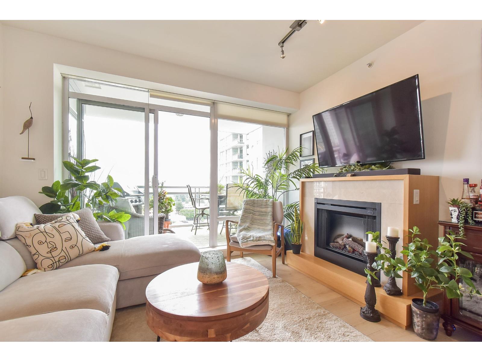 1207 15152 Russell Avenue, White Rock, British Columbia  V4B 0A3 - Photo 13 - R3071610